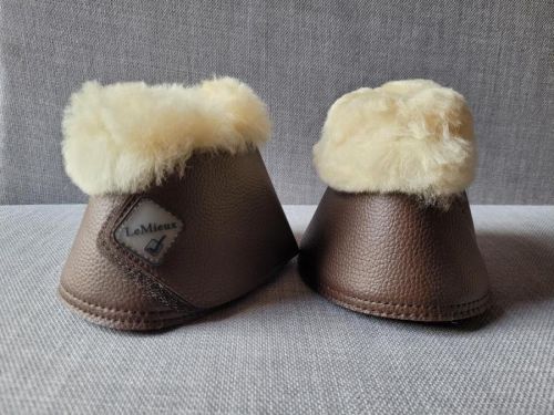 LeMieux springschoenen wol wrapround bruin 