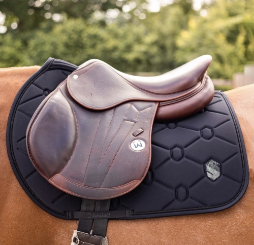 Samshield Spineshield crystal jumping zadeldoek zwart